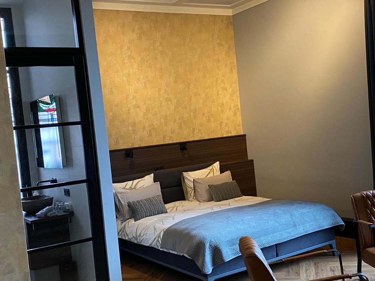 Bed and Breakfast Atalanta-Wellness Roermond 'De Wethouder' Herten Екстер'єр фото
